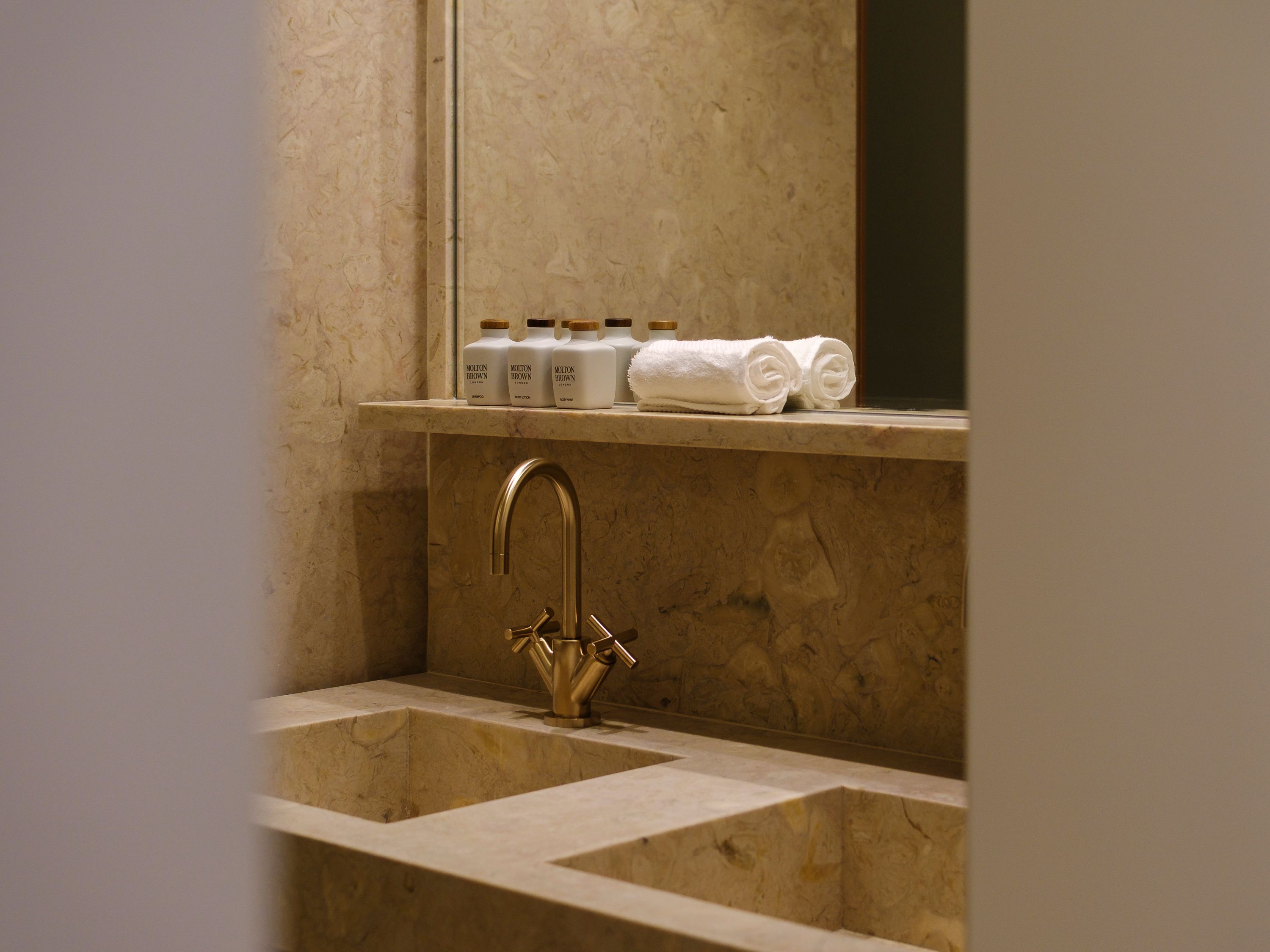 250702_CasagrandSuites_007_PR.jpg