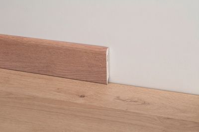img_4_Skirting-Boards-for-LVT-Flooring-PVC-Line-8605